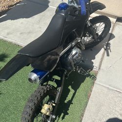 Apollo 125cc/ Black color/teen size or adults