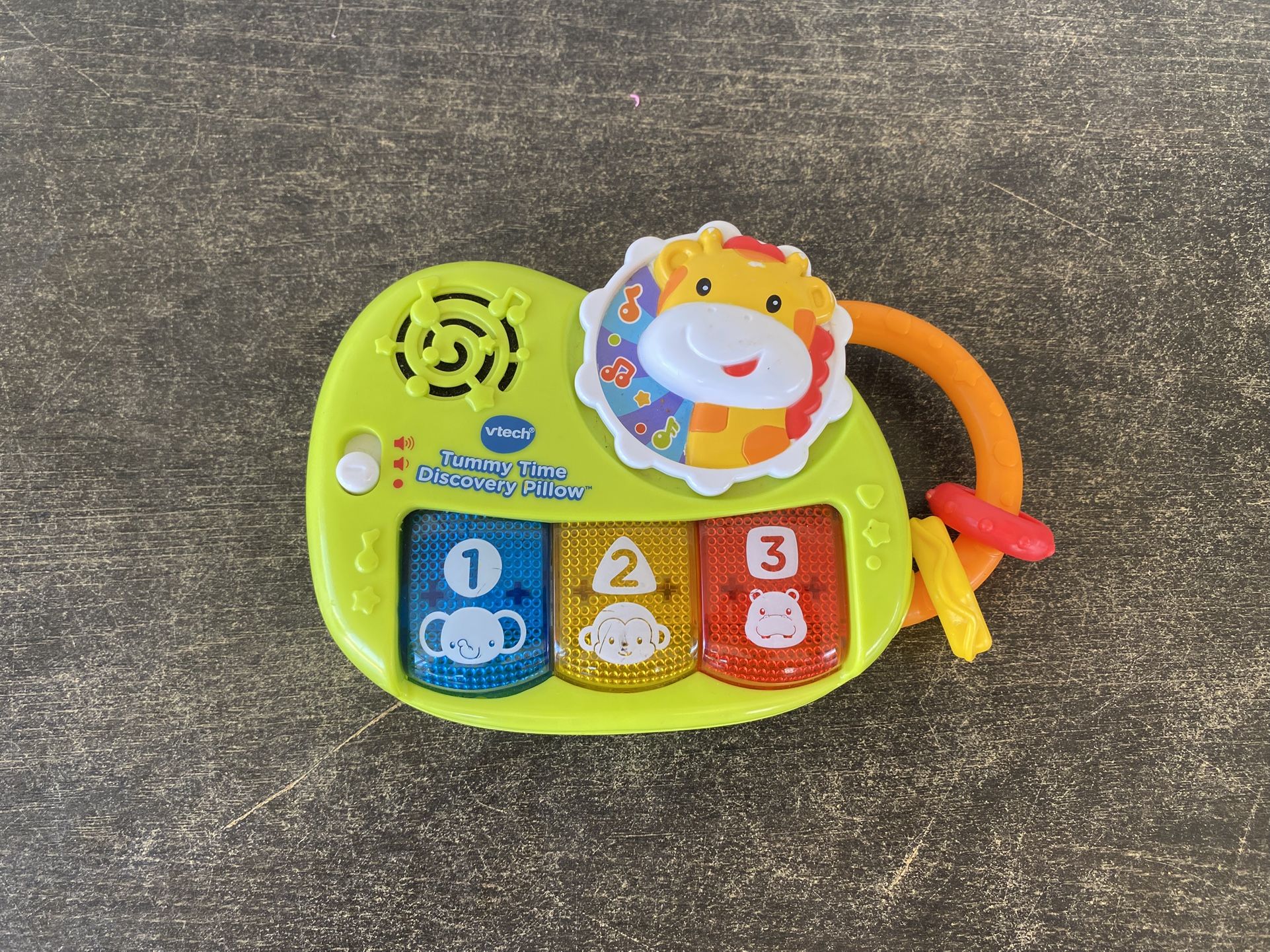 Vtg 6.5” Vtech Tummy Time Discovery Pillow Baby Toy