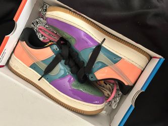 Nike Air Force 1 “ undefeated “ sz 8