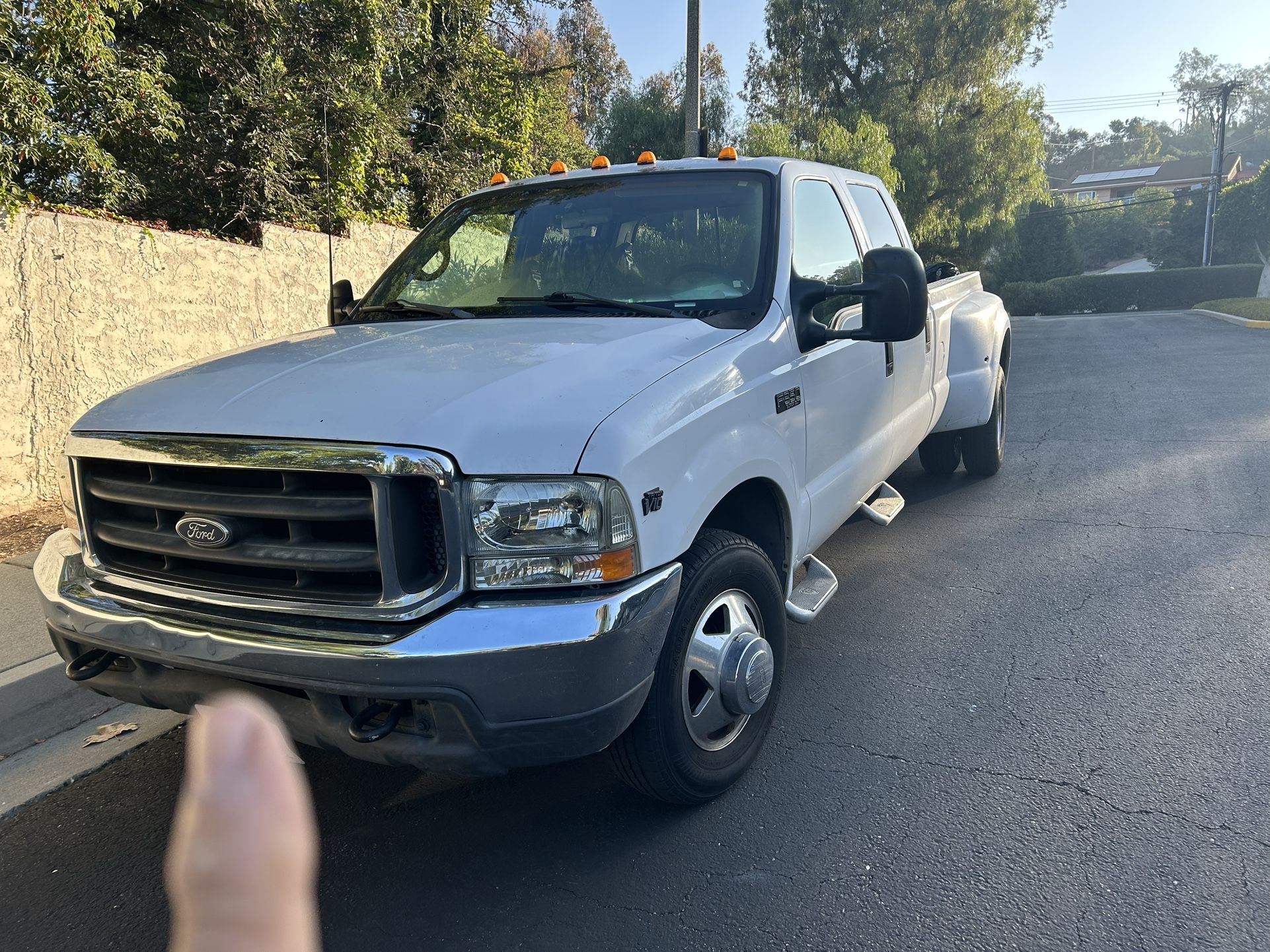 Ford F350 V10 Dually Super Duty XLT