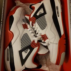 Jordan 4 Fire Red Size 13