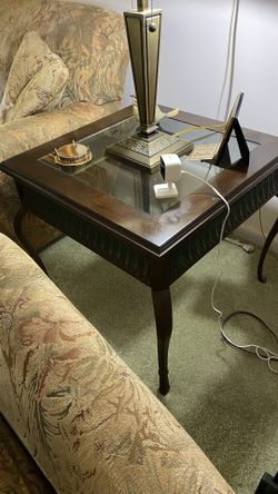 Decorative PIER 1 Side Table 