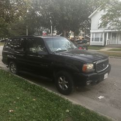 2000 Cadillac Escalade