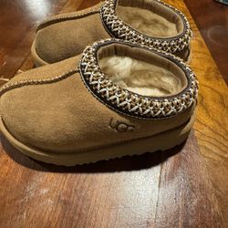 Toddler Uggs 