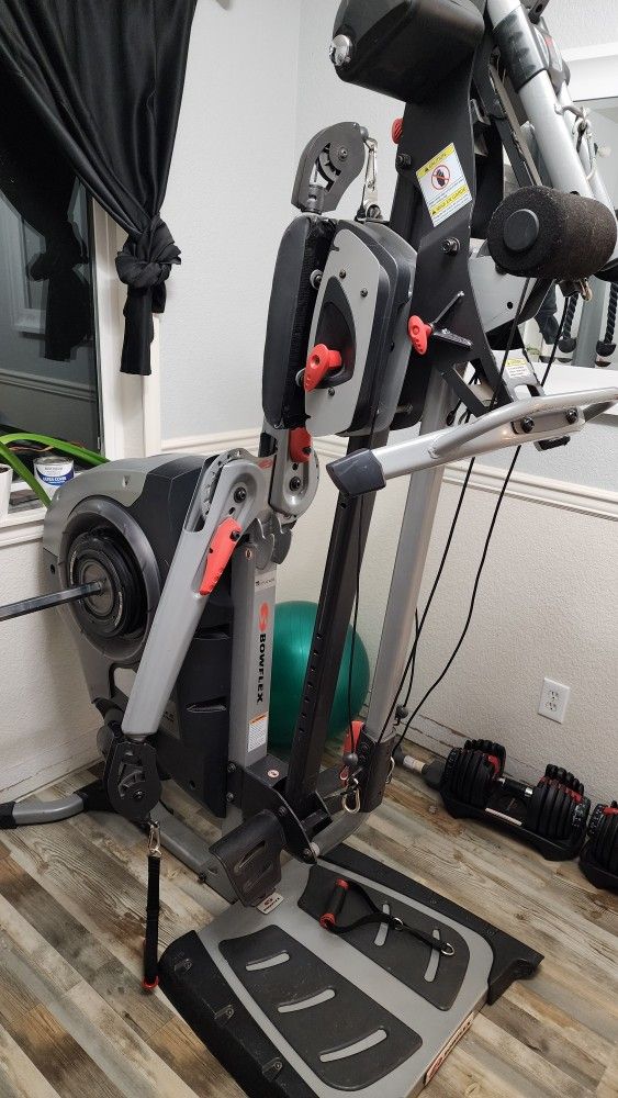 Bowflex Revolution Home Gym Set