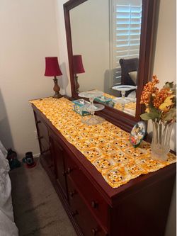 Dresser