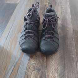 Keen Steel Toed  Shoes