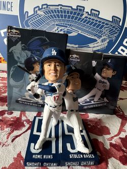 Ohtani 50/50 Club Bobbleheads 