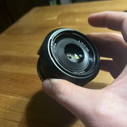 Sony Optical SteadyShot 1.8/35