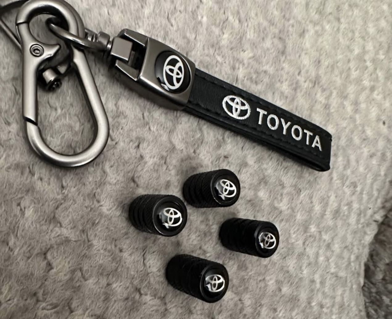 Toyota accessories set