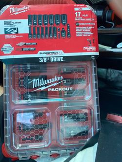 Milwaukee Shockwave 17-Piece 3/8" Drive Impact Socket Set