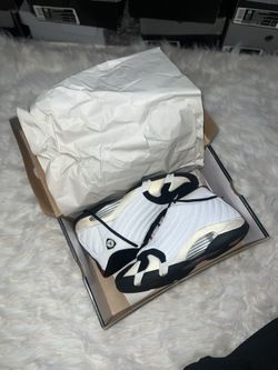 Air Jordan 14 Retro Black Toe - Size 13M