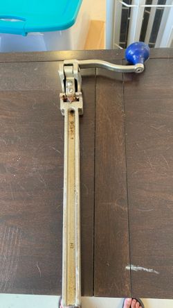 Restaurant can opener size #2