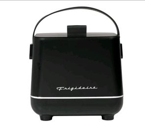 NEW Frigidaire Top Opening Insulated Mini Fridge/Cooler
