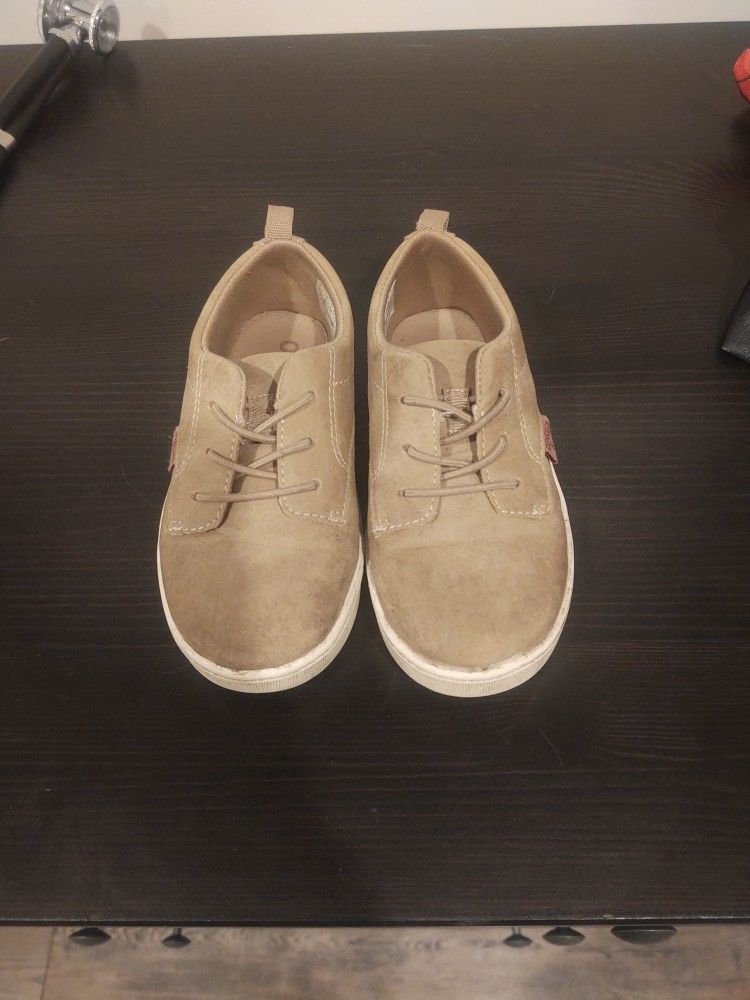 Oshkosh Size 10c Dress Shoes