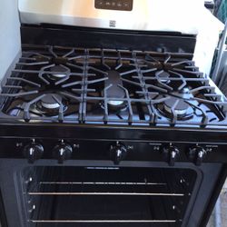 Kenmore Gas Stove W / 5 Burners 