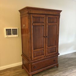 TV Cabinet/ Armoire