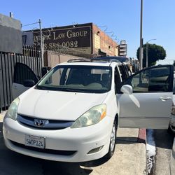 2006 Toyota Sienna