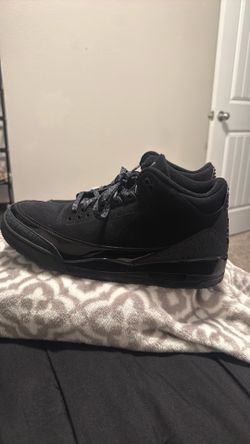 Black Cat 3’s size 13