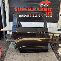 2017 Pacifica Sliding Door Passenger OEM 2025