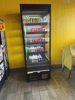 Commercial Grab And Go Refrigerator 