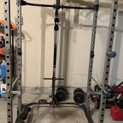 Workout Cage with Lat Pulldown