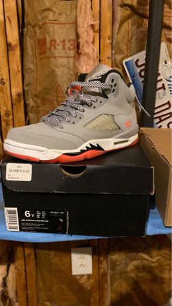 Air Jordan 5 hot lava