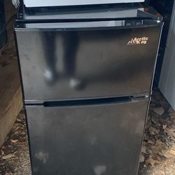 Artic king Mini Fridge With Microwave 