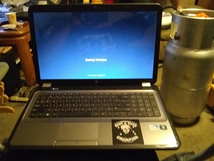 Laptop HP PAVILION WINDOWS 7 EXCELLENT , FAST AND EASY TO USE