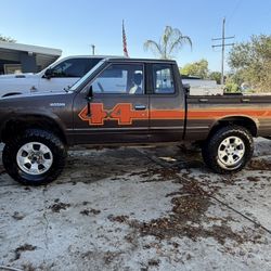 1985 Nissan 720