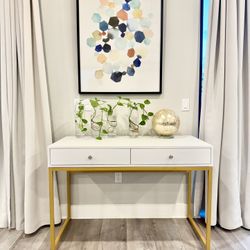 Pottery Barn Glamour White Desk Gold/Office/Vanity 