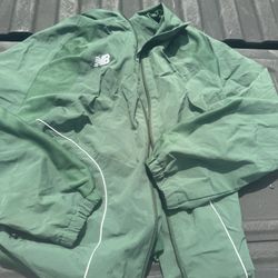 New Balance Men 2XL $8 Windbreaker 