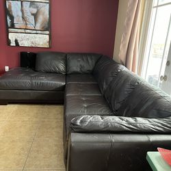 SECTIONAL SOFA  Leather