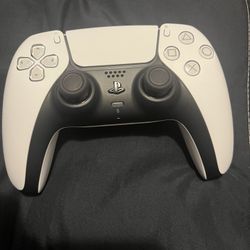 Brand New PS5 Controller 