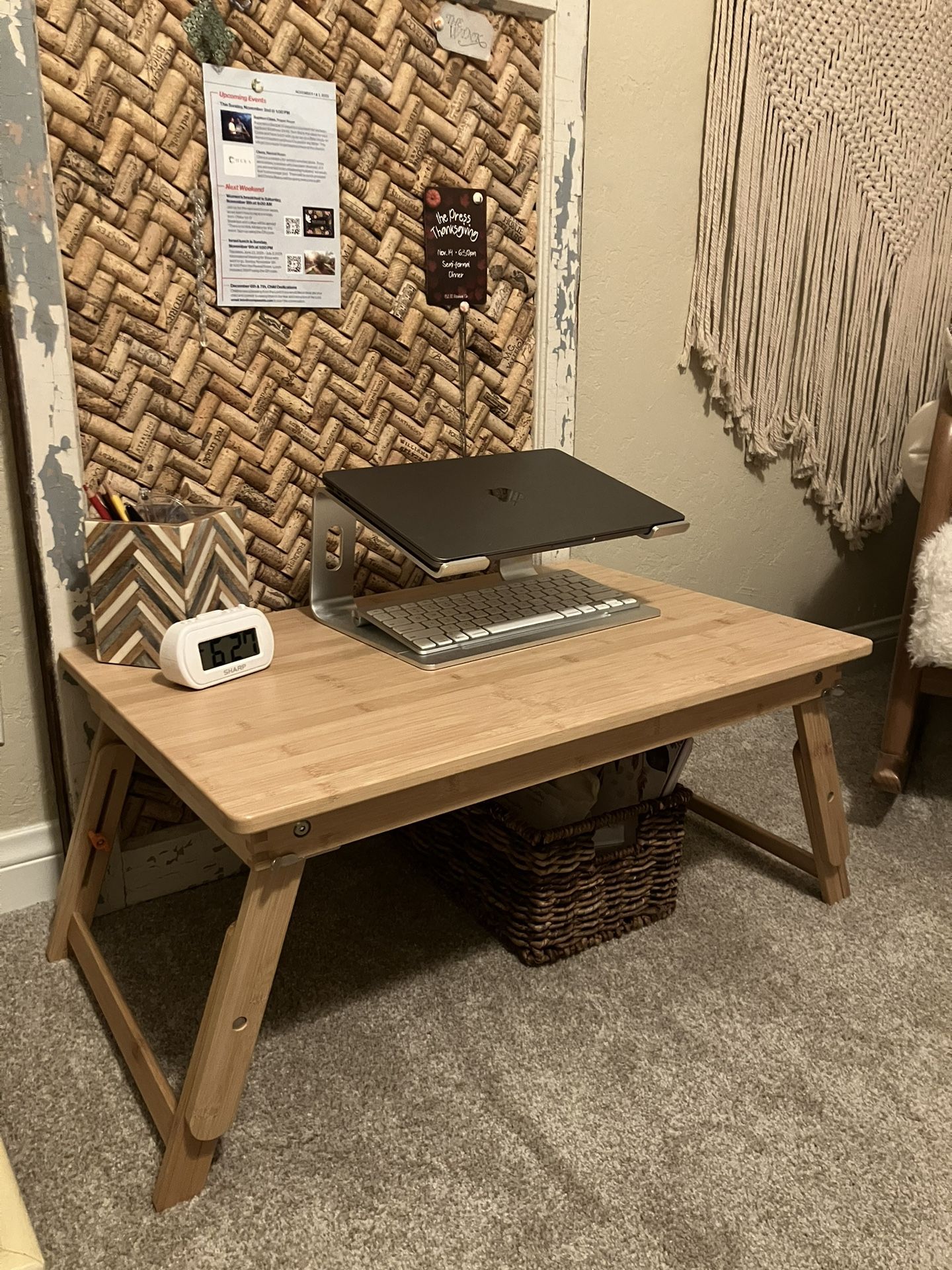 Large Size Laptop Tray Desk Nnewvante 25.6x17.7in Bamboo Floor Desk Low Table Bed Tray Table,Foldable Adjustable Study Writing Gaming Breakfast Servin