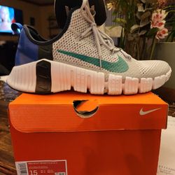 Nike Reat Metcon Size 15