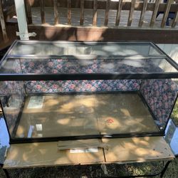 50 Gallon tank with spilt lid