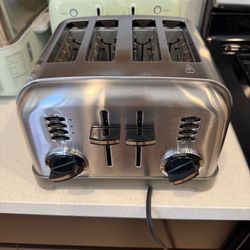 Cuisinart metal toaster