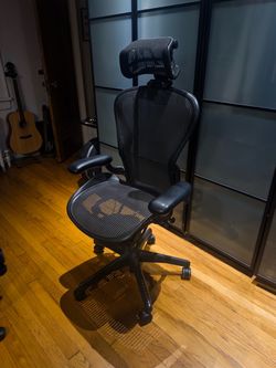 Herman Miller Aeron Chair with Headrest