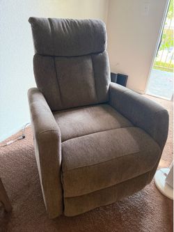 Rockler Recliner Swivel Chair