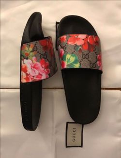 Flip Flops Bloom