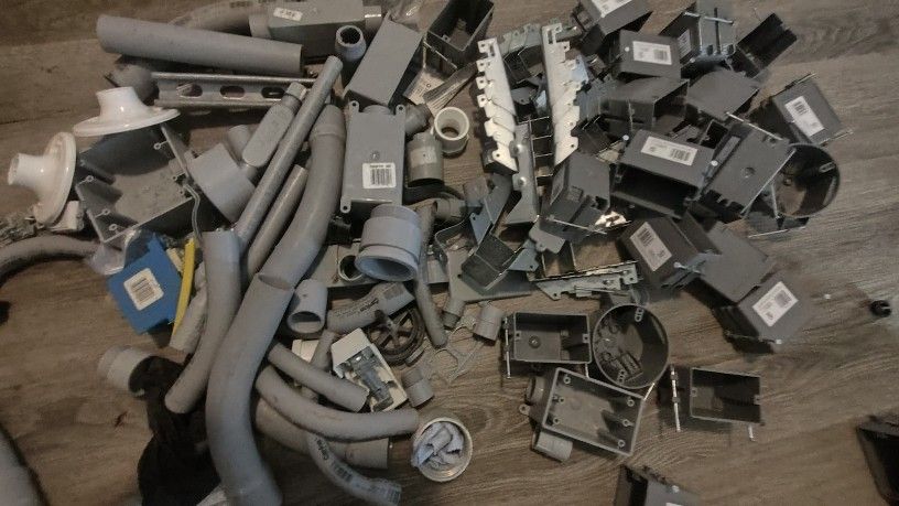 Electrical Supplies. Lots Of New Everything 