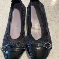 Girls Shoes Flats Size 1  Black Navy blue