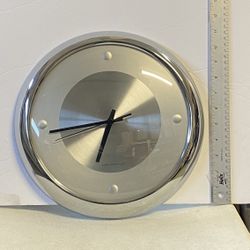 Wall Clock Silver