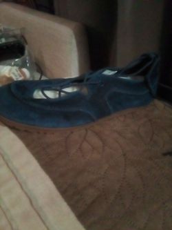 Ugg  ballet flats,7.5 women's