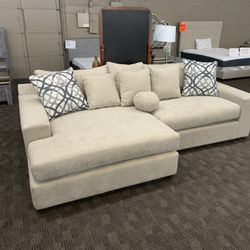 Off White / Cream Sectional New