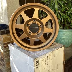 18” Method MR701 BEADGRIP Wheels TUNDRA SEQUOIA