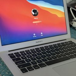 Apple Mac Book Air 