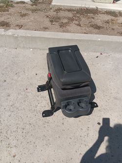 1(contact info removed) GM Chevy Silverado GMC Tahoe Center Console Jump Seat with cup holder  OEM