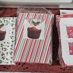 6 pack, new holiday cookies or cupcake gift box and holder. 
